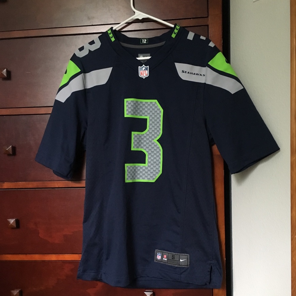 Seahawks Wilson jersey size small in M